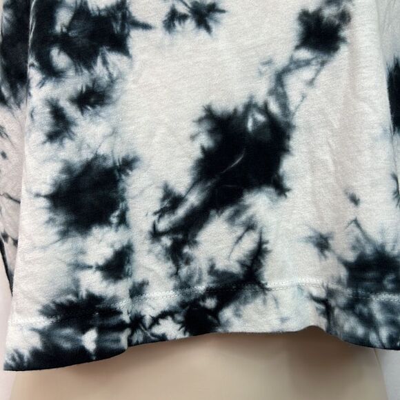 Splendid Tie dye black and white cropped t shirt with scrunchie NWT size medium - Picture 5 of 14